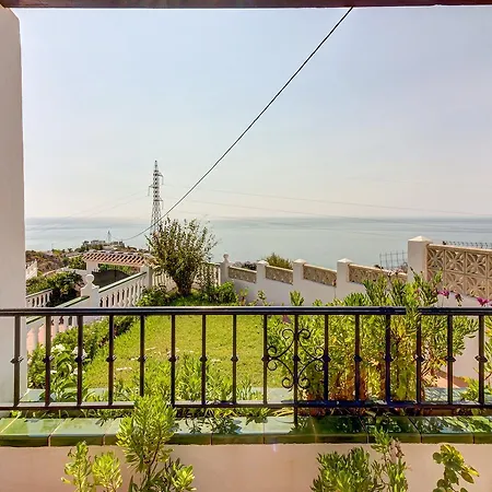 Cerezo Villa Torrox